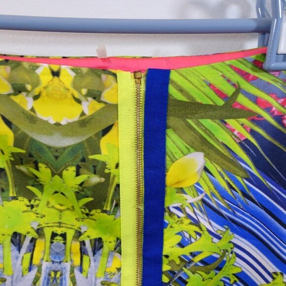 Elie Tahari Straight Pencil Skirt Zipper Accent Size 4 Bright Colors Green Pink - Picture 3 of 7